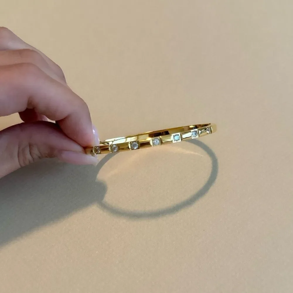 Luxury diamond bracelet M735